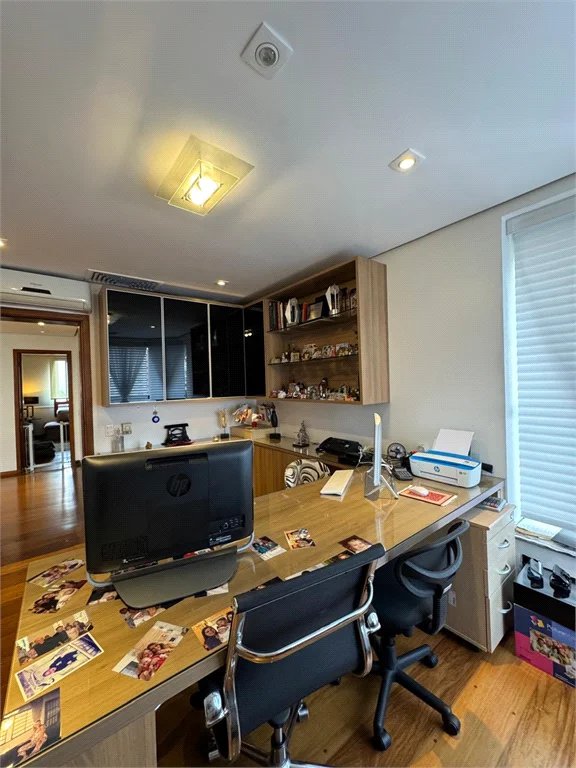 Apartamento à venda com 4 suítes em Vila Suzana, São Paulo, SP