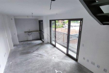 Apartamento à venda com 3 quartos, sendo 2 suítes,  em Moema, São Paulo, SP