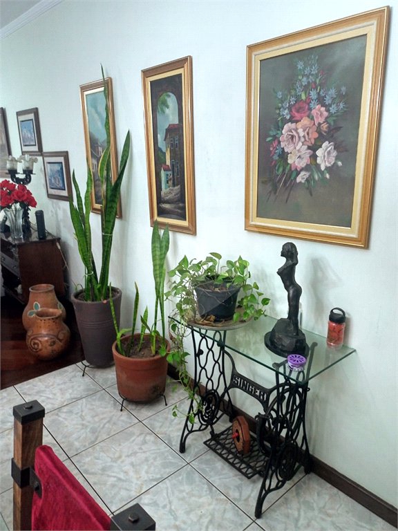 Sobrado à venda com 3 quartos em Jardim Colombo, São Paulo, SP