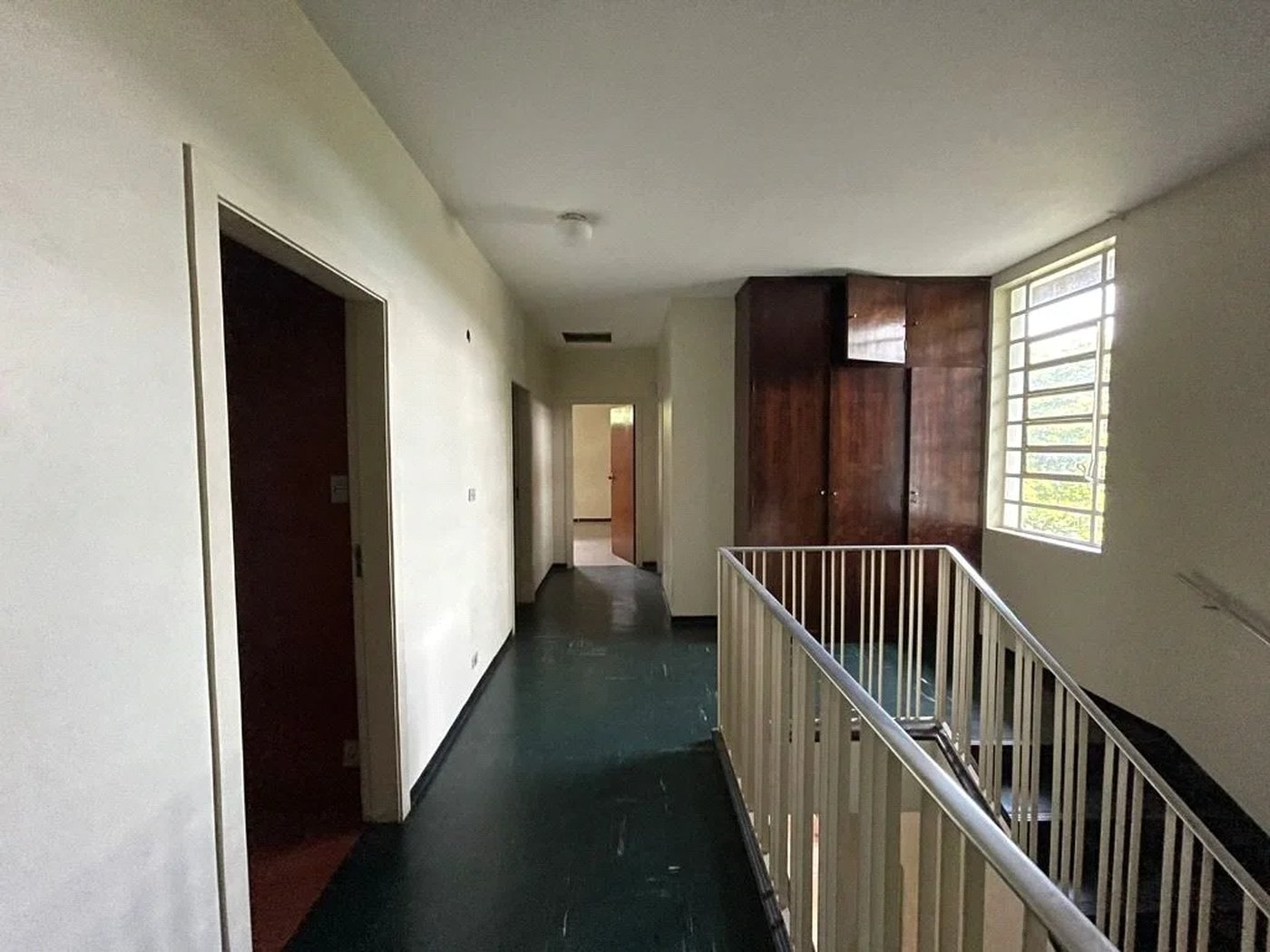 Sobrado à venda com 4 quartos, sendo 1 suíte, em Vila Inah, São Paulo, SP