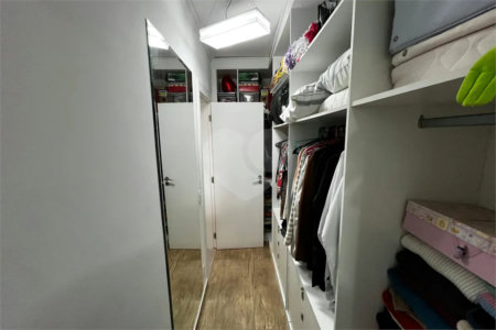 Apartamento à venda com 3 suítes em Santa Teresinha, São Paulo, SP