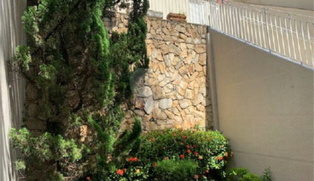 Casa à venda com 3 suítes em Jardim da Glória, São Paulo, SP