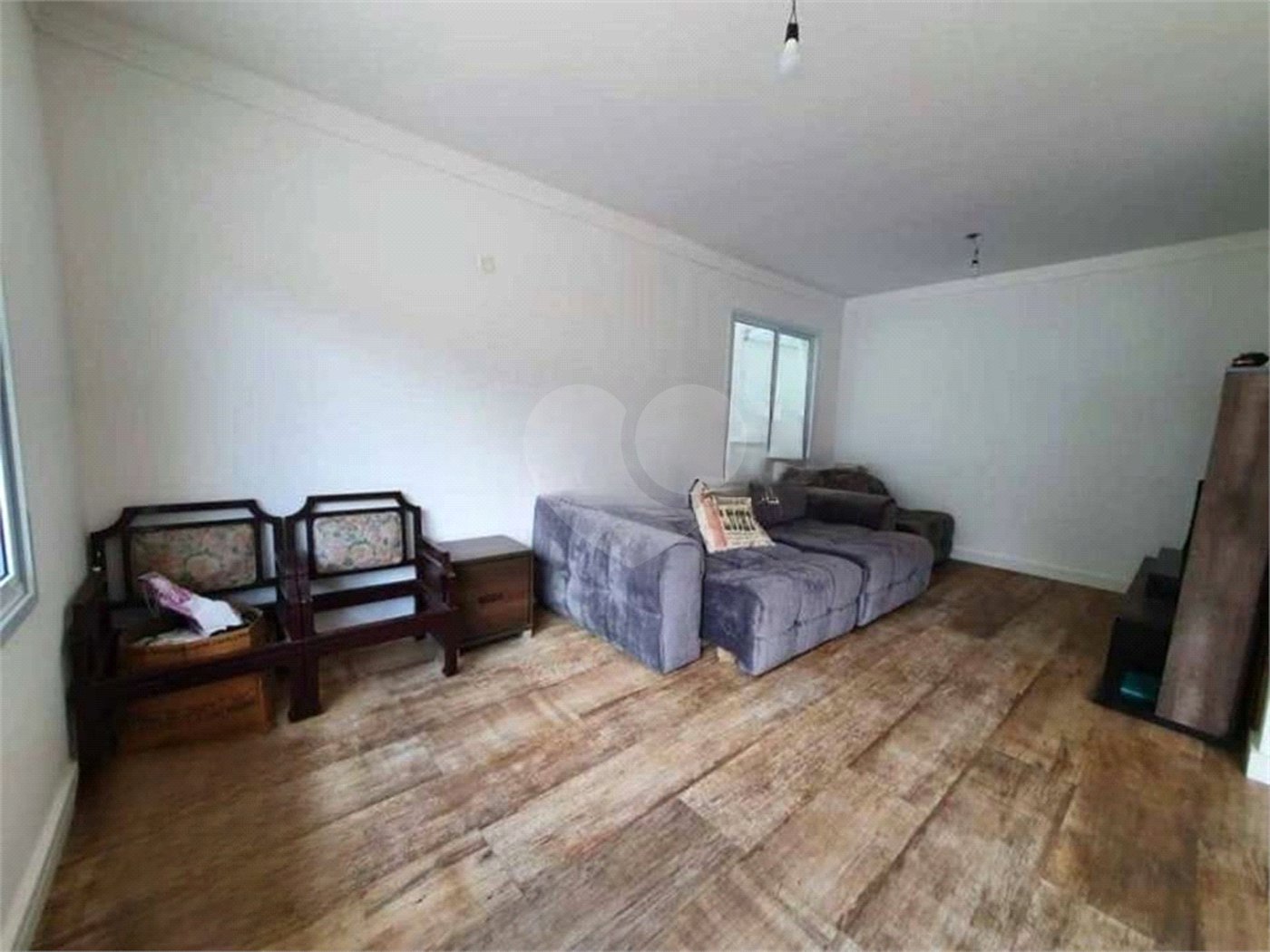 Sobrado à venda com 4 quartos, sendo 3 suítes, em Tremembé, São Paulo, SP