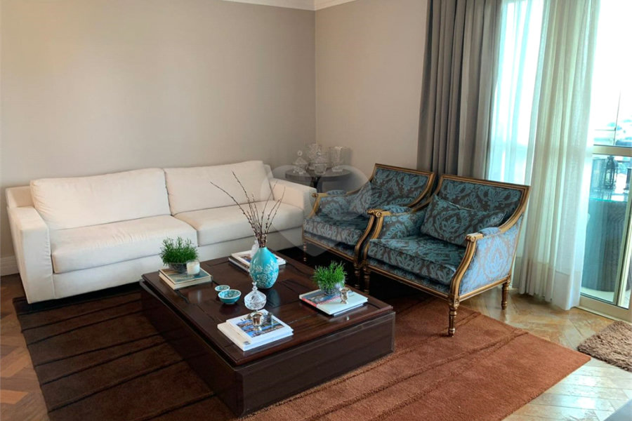 Apartamento à venda com 3 suítes em Santana, São Paulo, SP