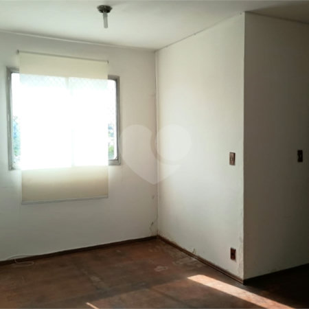 Apartamento à venda com 2 quartos em Jardim Ivana, São Paulo, SP