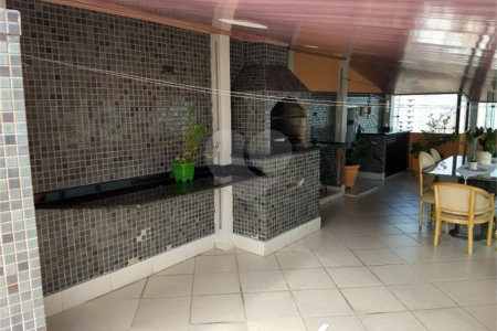 Triplex à venda com 4 suítes em Vila Paulicéia, São Paulo, SP