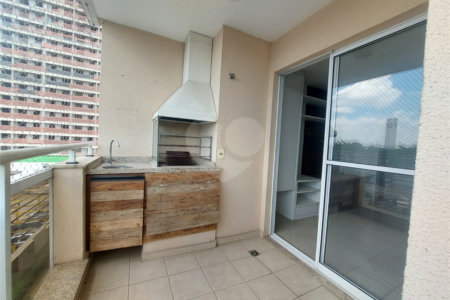 Apartamento à venda com 3 quartos, sendo 1 suíte,  em Vila Leopoldina, São Paulo, SP