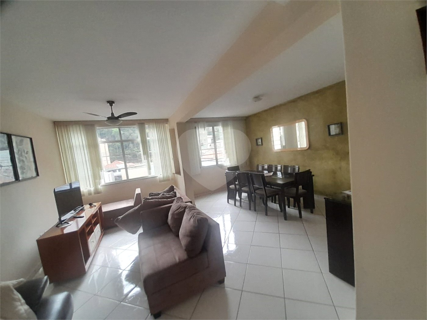 Apartamento à venda com 3 quartos, sendo 1 suíte, no Centro, Serra Negra, SP