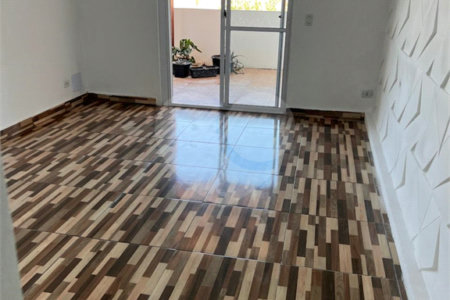 Sobrado à venda com 2 quartos, sendo 1 suíte, em Vila Correa, Ferraz de Vasconcelos, SP