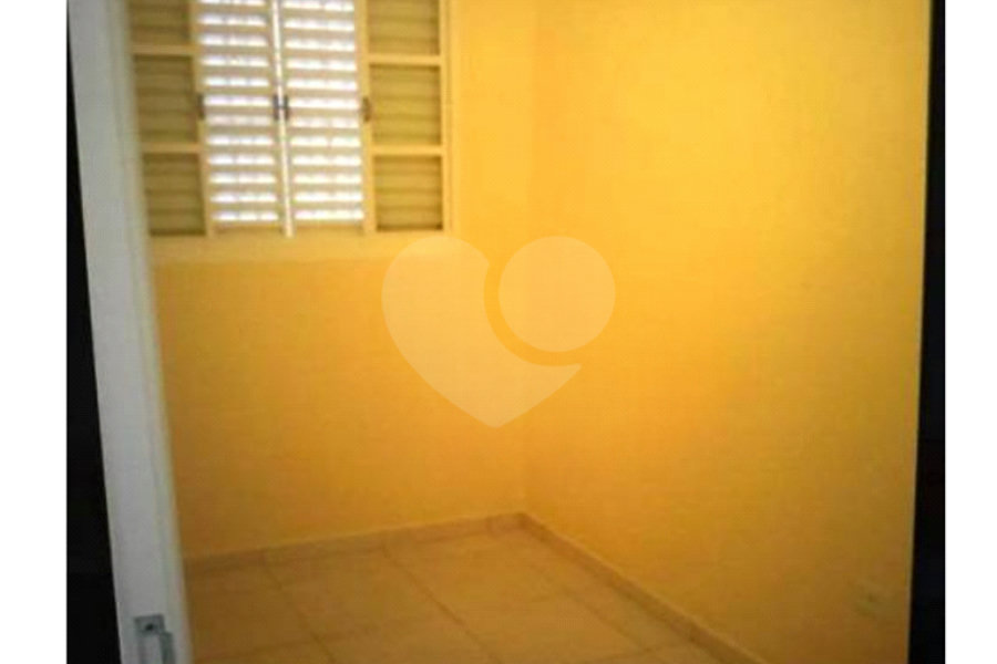 Prédio à venda com 1 quarto em Jaraguá, São Paulo, SP