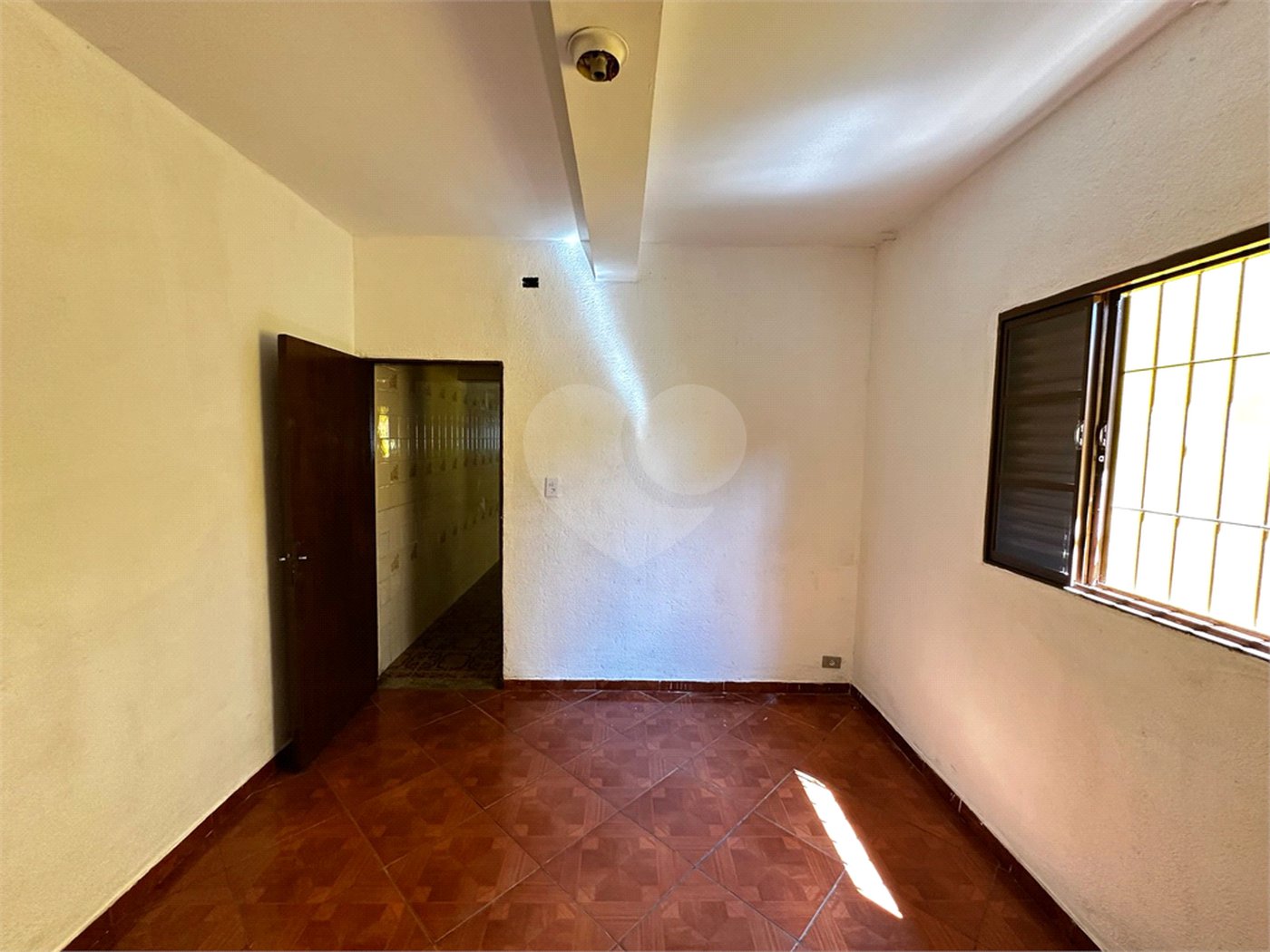 Sobrado à venda com 4 quartos, sendo 1 suíte, em Vila Amorim, Suzano, SP