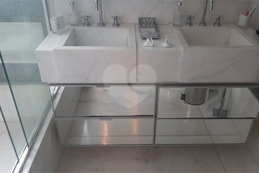 Apartamento à venda com 3 suítes em Santana, São Paulo, SP