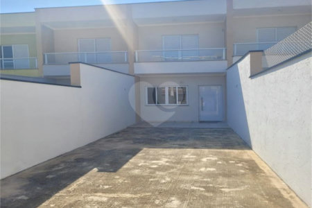 Indaiatuba - Sobrado para venda e Locação - Jardim Nely em Indaiatuba - R$ 425.000,00 - aceita parte em permuta - Bairro tranquilo com fácil acesso a rodovias, Shopping Polo Parque Mall - Assai, Polo shopping - Com duas suítes sendo uma com sacada, , lavabo. área de serviço , 2 vagas, portão ele