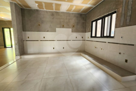 Casa à venda com 3 suítes no condomínio Residencial Jardim Primavera, Louveira - SP