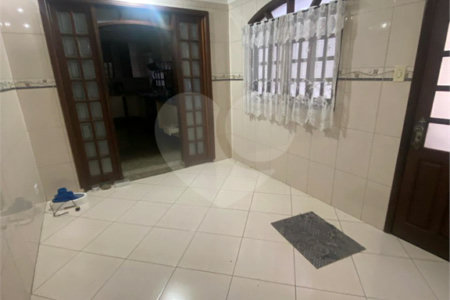Casa à venda com 3 quartos, sendo 1 suíte, em Vila Mazzei, São Paulo, SP