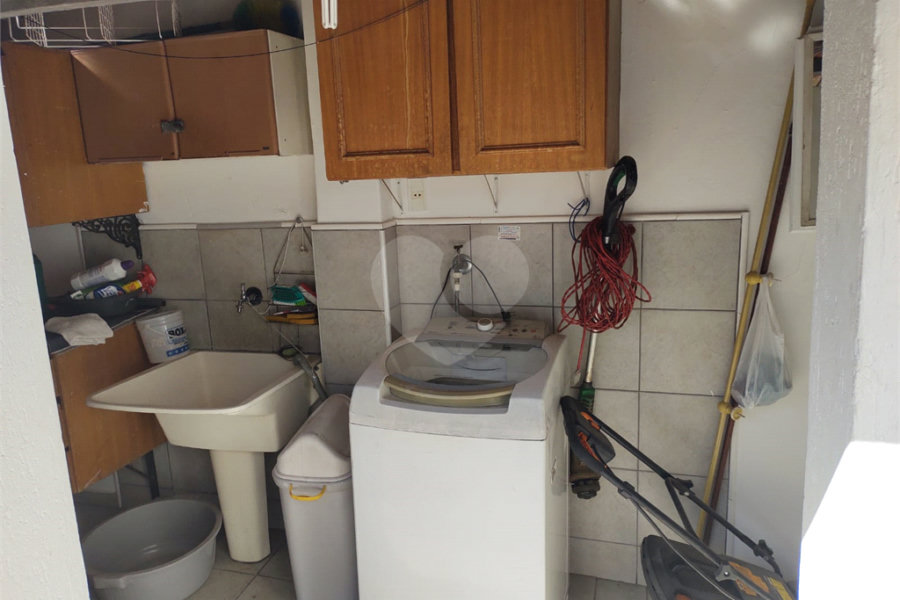 Sobrado à venda com 3 quartos em Tremembé, São Paulo, SP