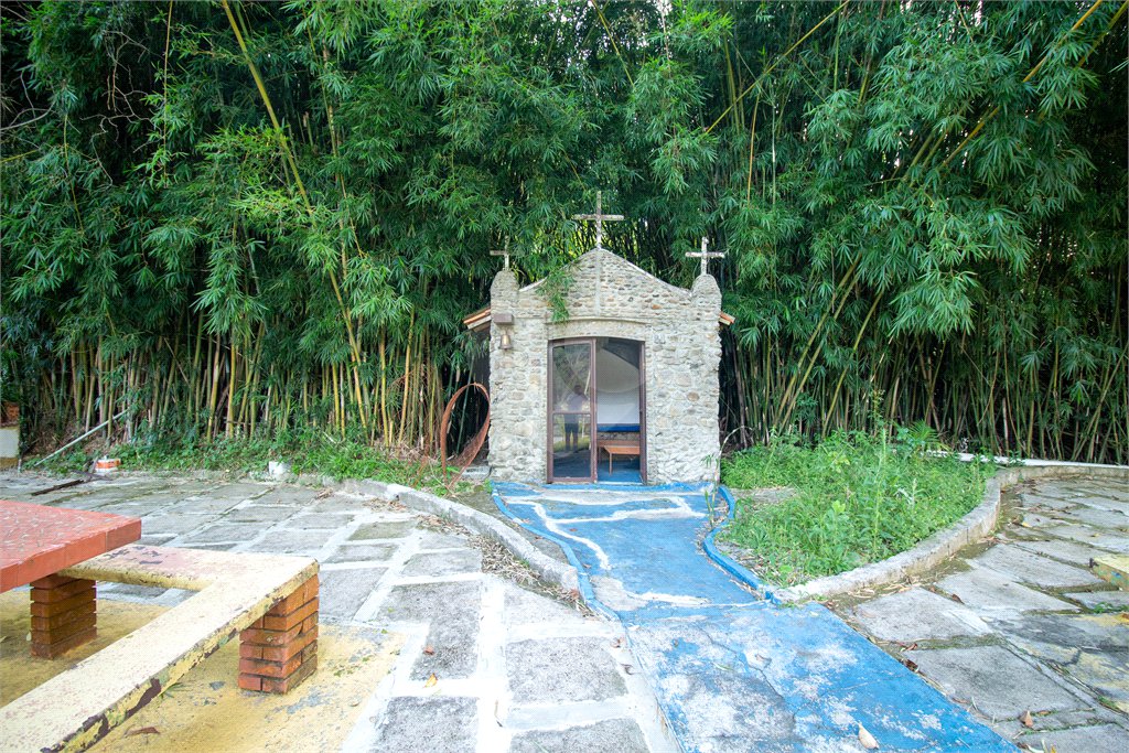 Sítio à venda com 14 quartos, sendo 4 suítes, em Gabriel Piza, São Roque, SP