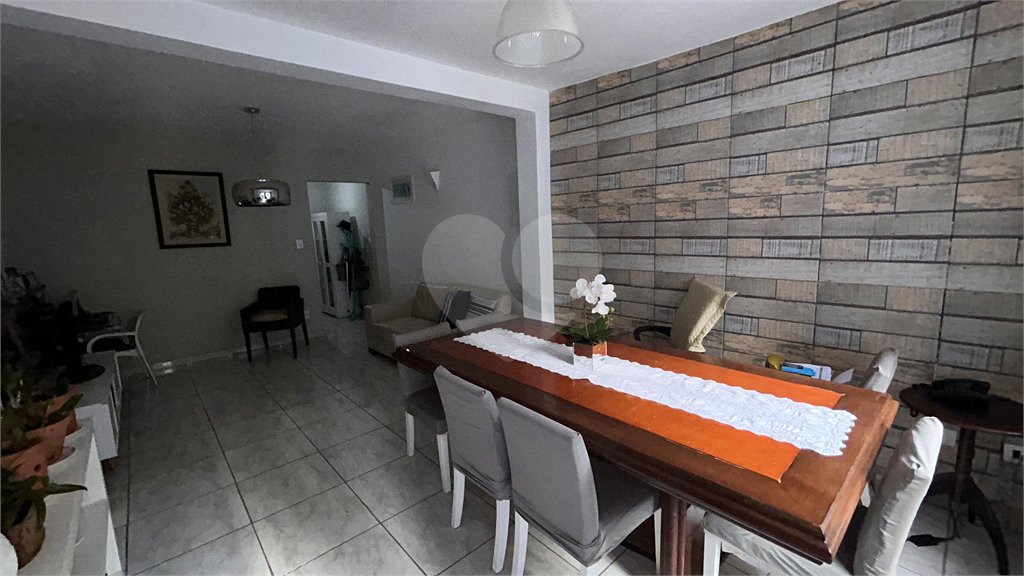 Sobrado à venda com 3 quartos em Água Fria, São Paulo, SP