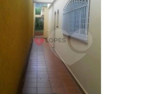 Casa à venda com 3 quartos, sendo 1 suíte, em Vila Gustavo, São Paulo, SP