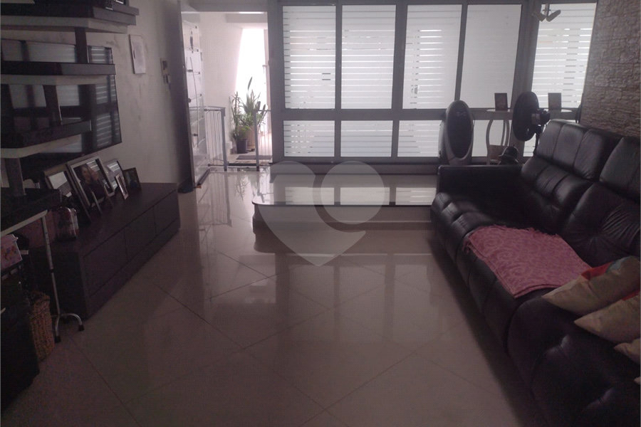 Casa à venda com 3 suítes em Santana, São Paulo, SP