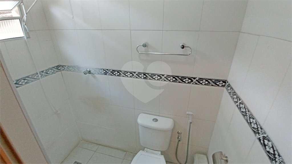Casa à venda com 3 quartos, sendo 1 suíte,  no Centro, Vinhedo, SP