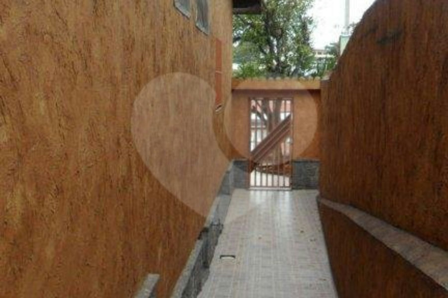 Casa Térrea à venda com 3 quartos, sendo 1 suíte, em Jardim Franca, São Paulo, SP