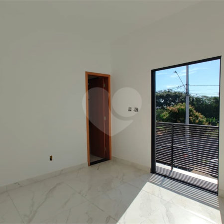 Casa de Vila à venda com 2 suítes em Wanel Ville, Sorocaba, SP