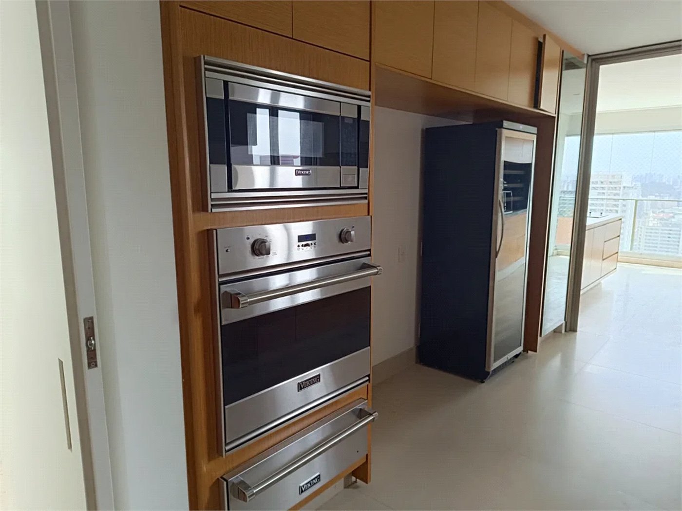 Apartamento à venda ou para alugar com 3 suítes em Pinheiros, São Paulo, SP
