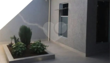 Casa à venda com 3 quartos, sendo 1 suíte, em Vila Batista, Bragança Paulista, SP