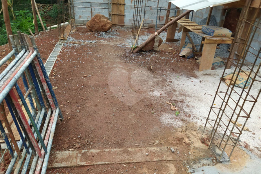 Terreno à venda no condomínio Loteamento Altos da Cantareira, Mairiporã - SP