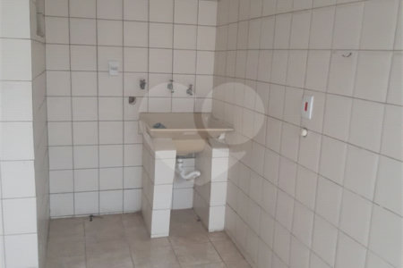 Casa à venda com 2 quartos em Vila Galvão, Guarulhos, SP