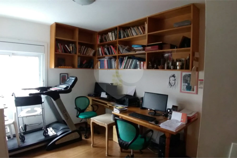 Apartamento à venda com 3 quartos, sendo 1 suíte, em Pinheiros, São Paulo, SP