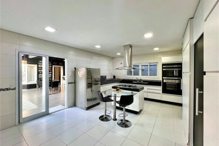 Casa à venda com 5 suítes no condomínio Ibiti Royal Park, Sorocaba - SP