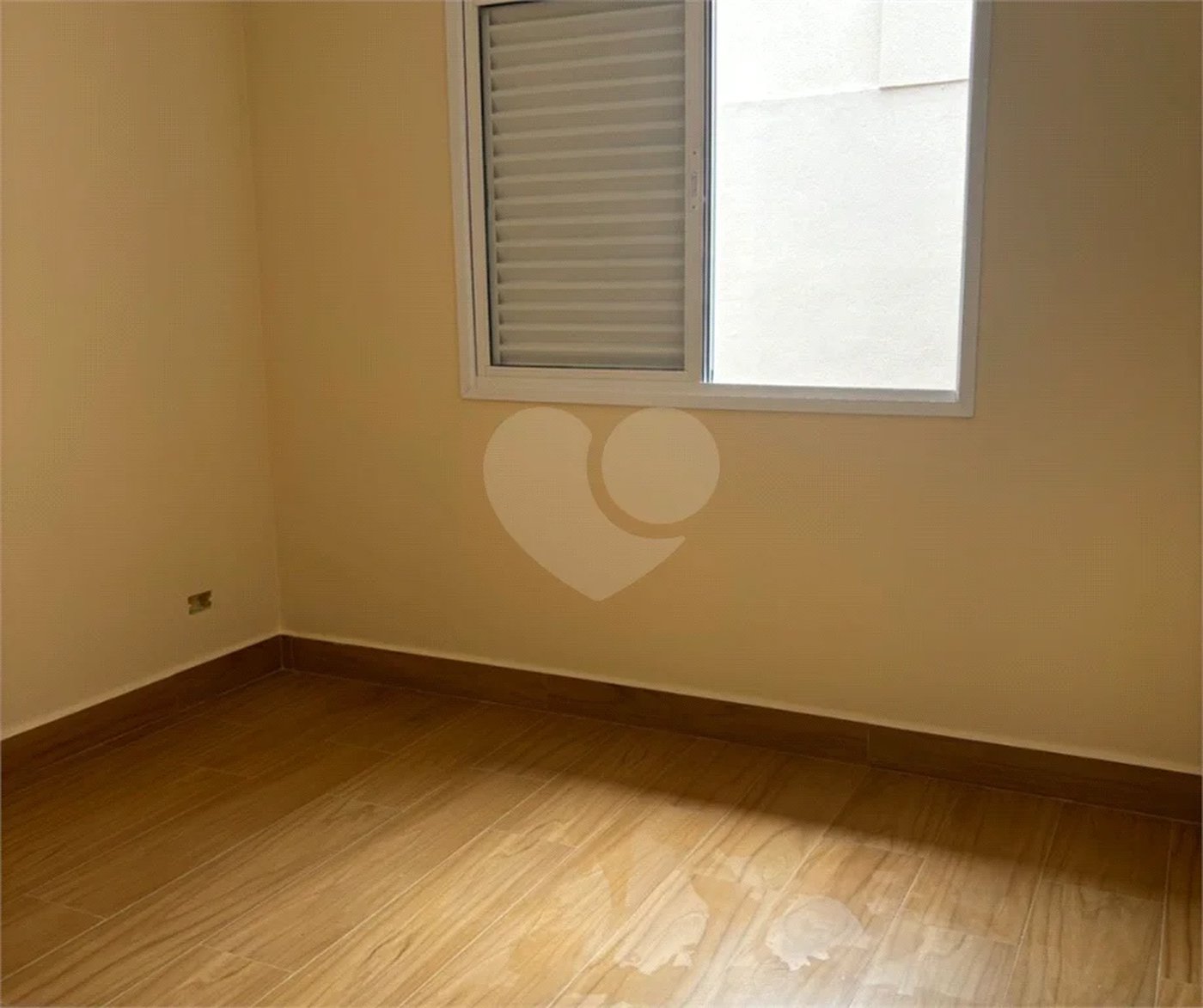 Sobrado à venda com 3 quartos, sendo 1 suíte, em Vila Nova Cachoeirinha, São Paulo, SP