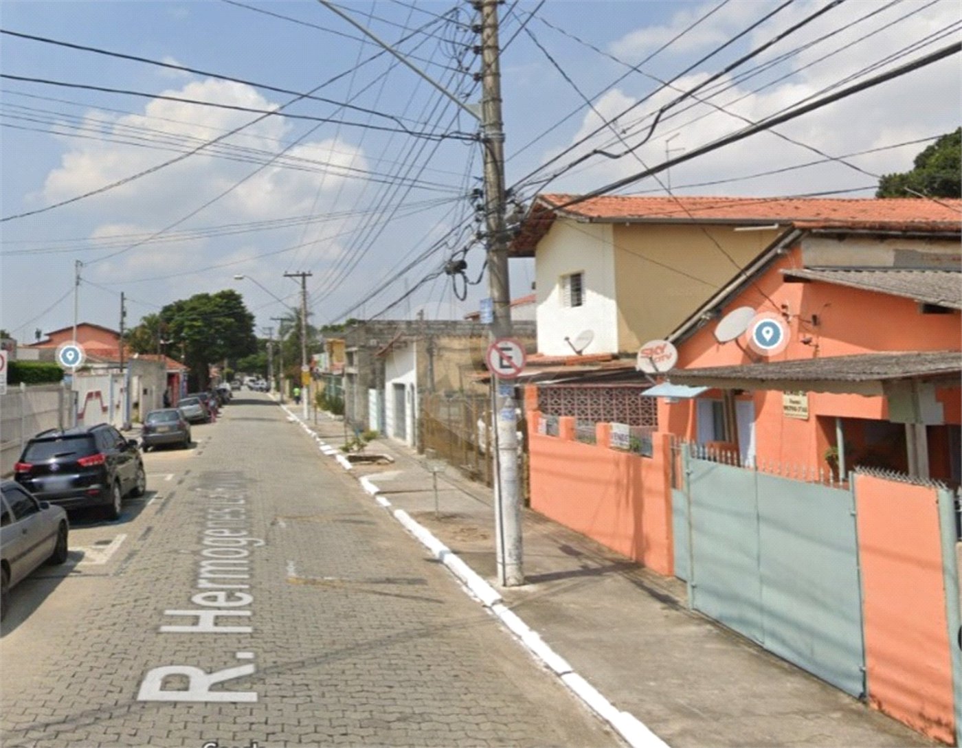 Casa à venda com 2 quartos no Centro, Poá, SP