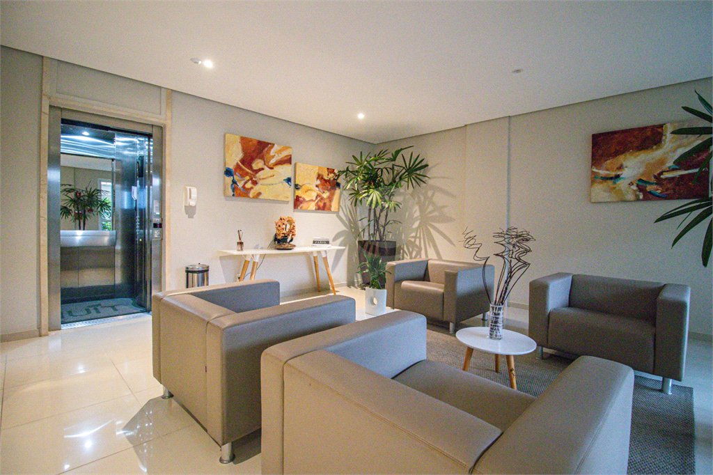 Apartamento à venda com 4 quartos, sendo 2 suítes, em Jardim Prudência, São Paulo, SP