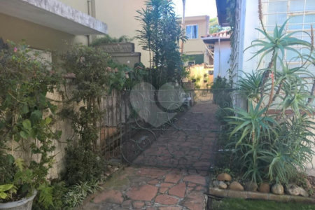 Casa Térrea à venda com 4 quartos, sendo 1 suíte,  em Planalto Paulista, São Paulo, SP