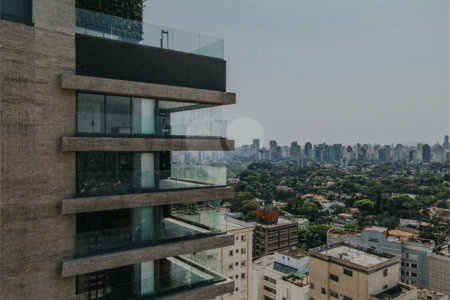Apartamento à venda com 3 suítes em Itaim Bibi, São Paulo, SP