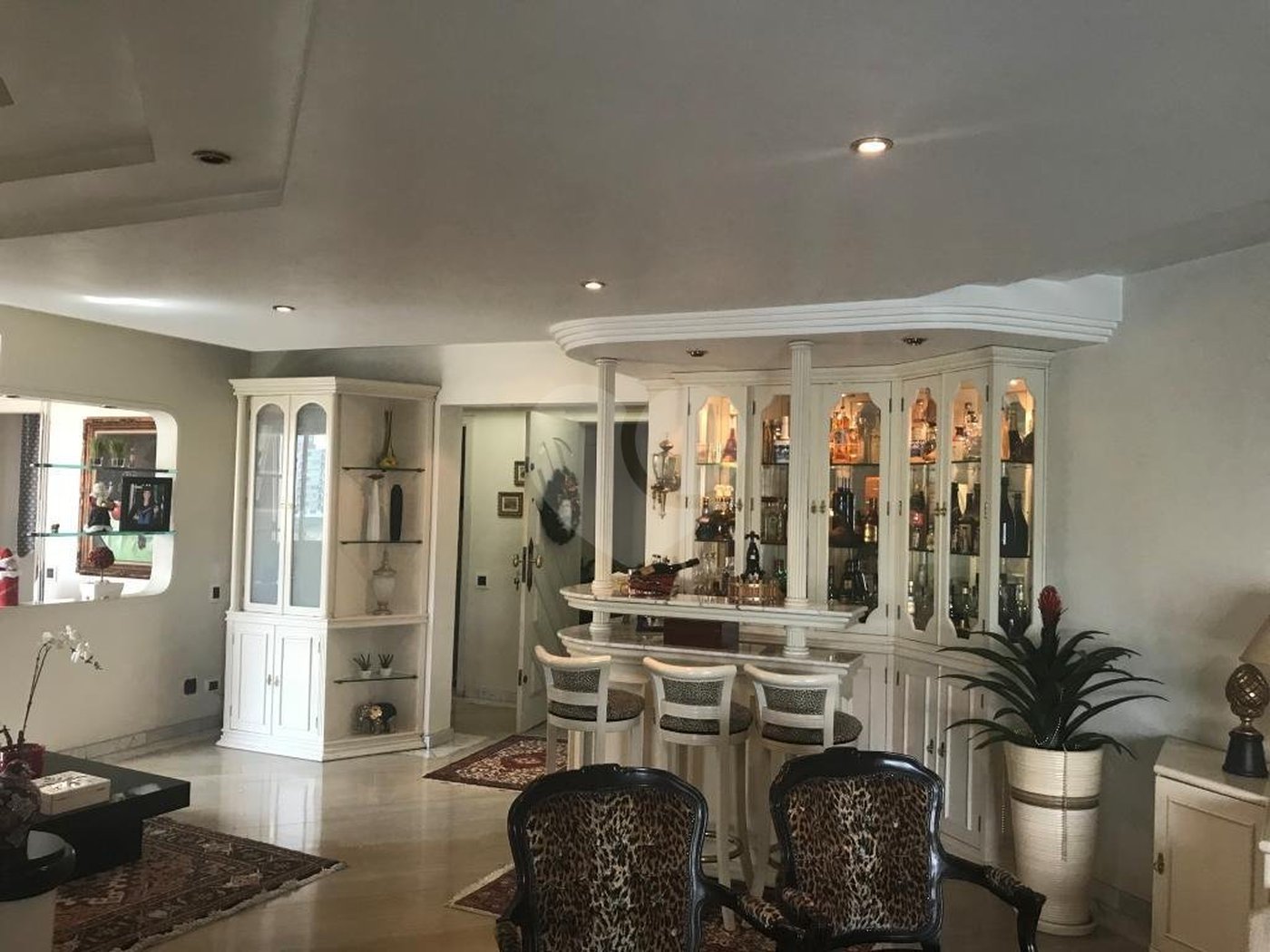 Apartamento à venda com 4 suítes em Santana, São Paulo, SP