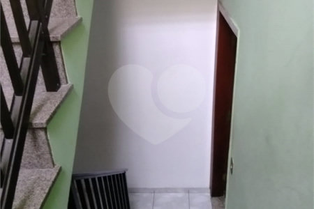 Sobrado à venda com 3 quartos, sendo 1 suíte, em Chora Menino, São Paulo, SP