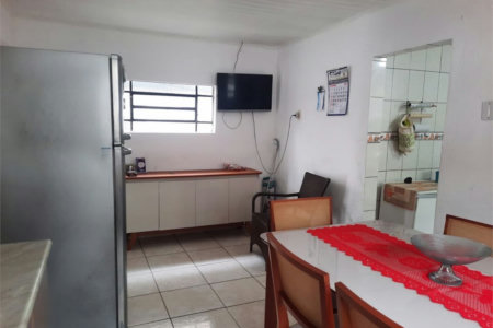 Terreno de 503 m² com Casa à Venda em Vicente de Carvalho | Excelente Oportunidade para Investidores Próximo ao Futuro Túnel Santos–Guarujá