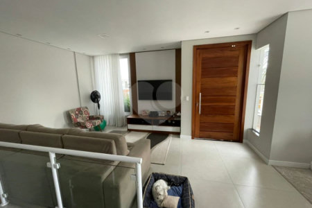 Casa à venda com 3 quartos, sendo 1 suíte,  no condomínio Aruã, Mogi das Cruzes - SP