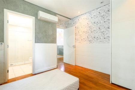 Apartamento à venda com 4 suítes,  em Jardim Paulistano, São Paulo, SP