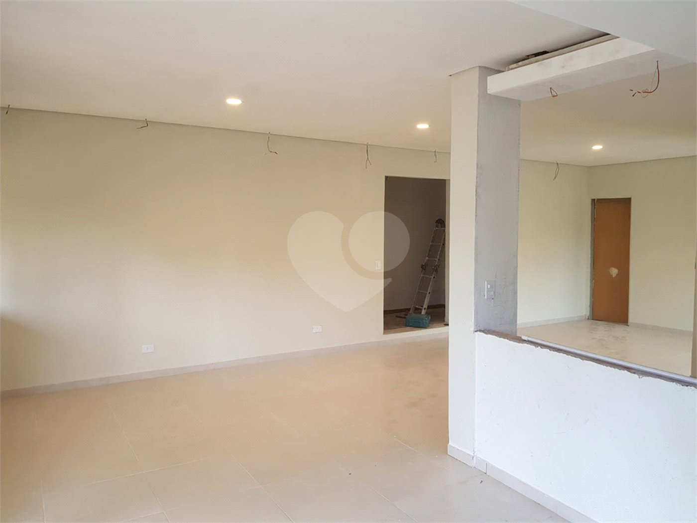 Chácara à venda com 4 quartos, sendo 1 suíte, no Centro, Biritiba-mirim, SP