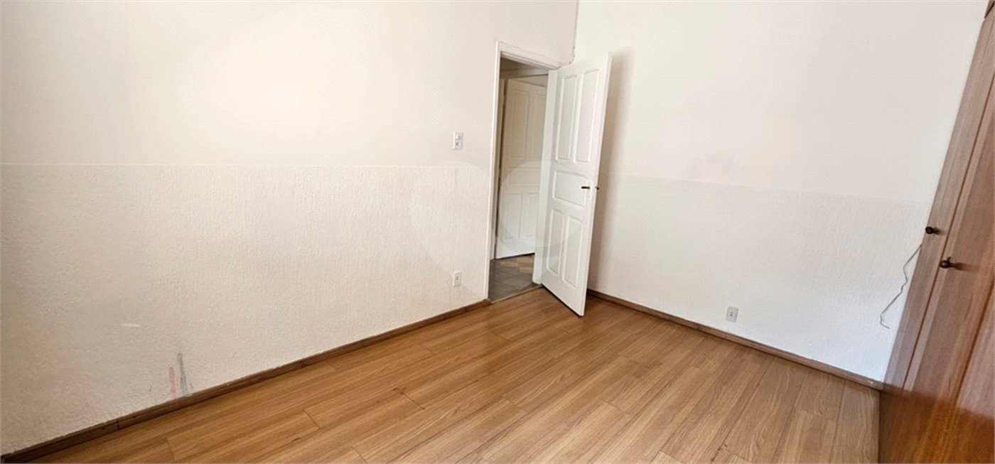 Casa à venda com 4 quartos em Vila Hamburguesa, São Paulo, SP