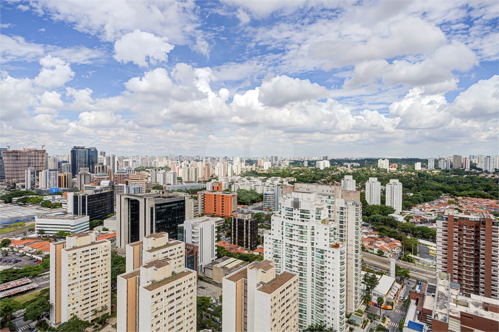 Duplex à venda com 2 suítes em Granja Julieta, São Paulo, SP