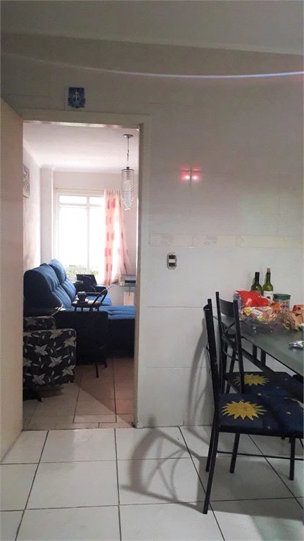 Casa à venda com 3 quartos, sendo 1 suíte,  no condomínio Jardim das Palmas, São Paulo - SP