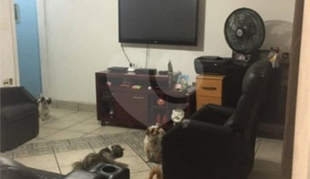 Sobrado à venda com 4 quartos, sendo 1 suíte,  em Quarta Parada, São Paulo, SP