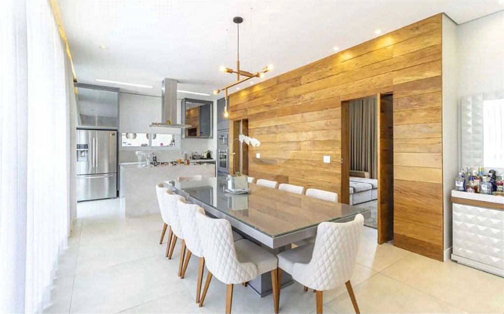 Casa à venda com 4 suítes no condomínio Granville, Atibaia - SP