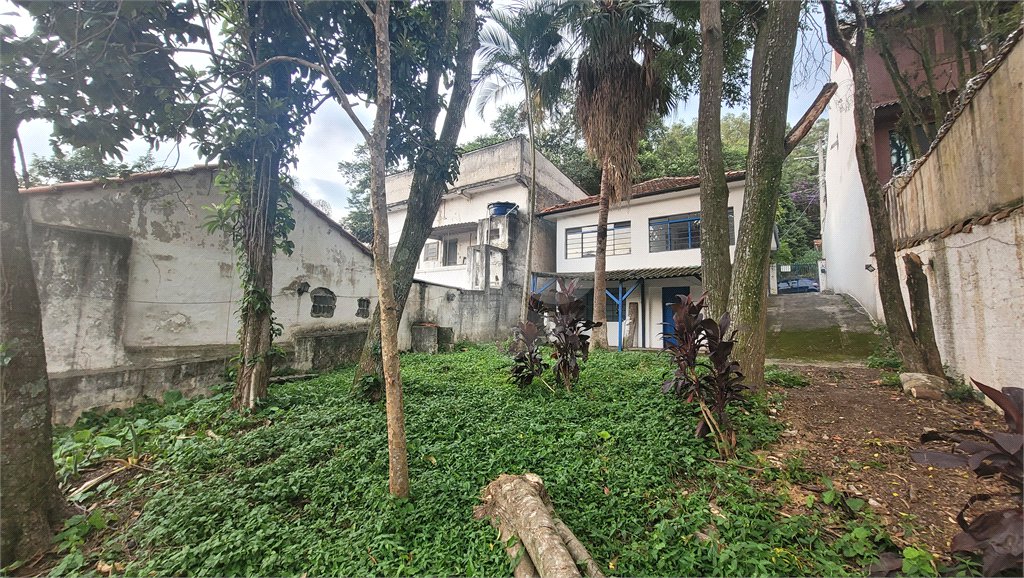 Casa Térrea à venda com 2 quartos em Horto Florestal, São Paulo, SP